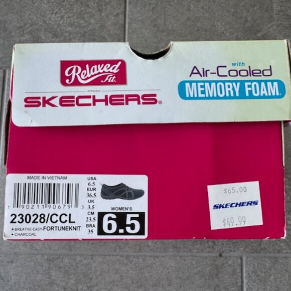 SKECHERS RELAXED FIT BREATHE EASY FORTUNEKNIT - Picture 12 of 13